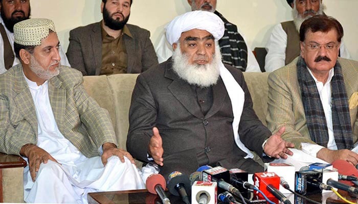 Balochistan political crisis: Search begins for new chief minister 