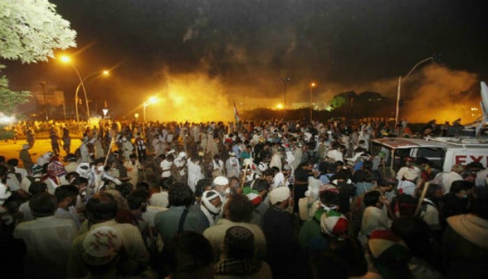 PTI's Shireen Mazari, Arif Alvi and Asad Umar get bail in 2014 dharna violence cases