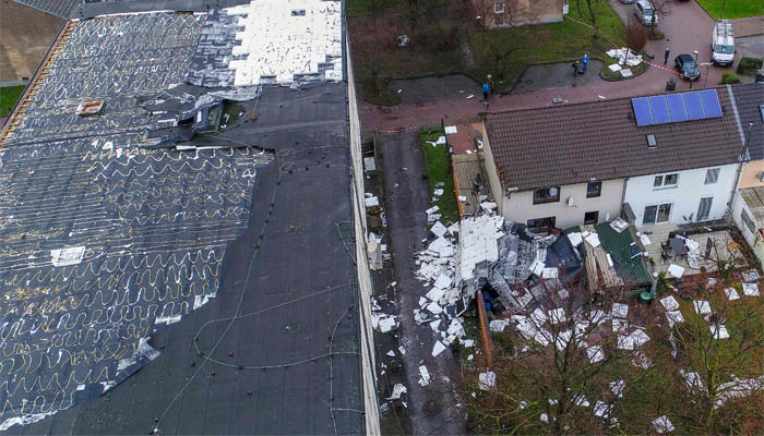 At least nine killed as powerful storm 'Friederike' rages across Europe At least nine killed as powerful storm 'Friederike' rages across Europe