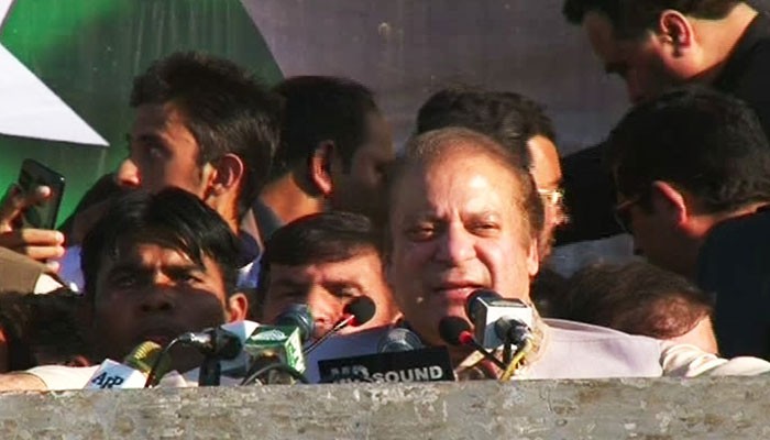 I’m not Tahir-ul-Qadri to get scared by a wire: Nawaz