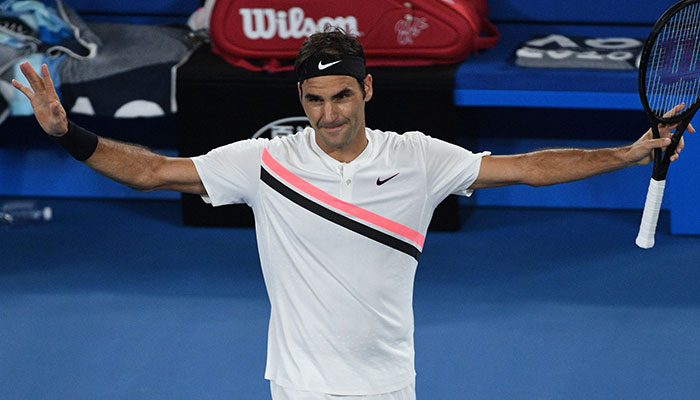 Federer keeps hunt for Slam number 20 on track