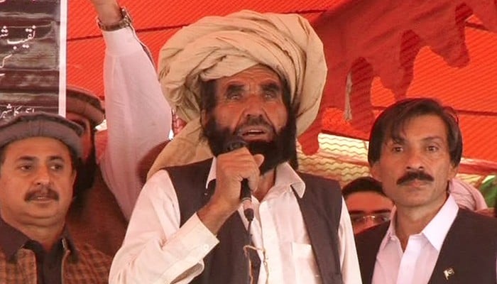 Jirga protesting Naqeebullah’s killing ends in Karachi