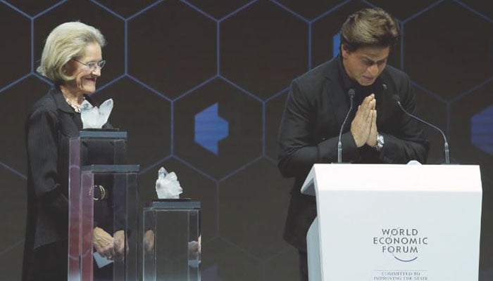 Shah Rukh Khan receives human rights award at WEF 