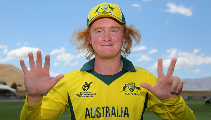 A new Warne? Aussie leggie sets U-19 record