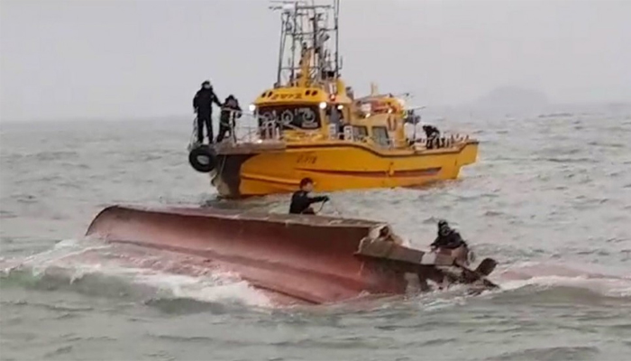 Search resumes for missing ferry in central Pacific