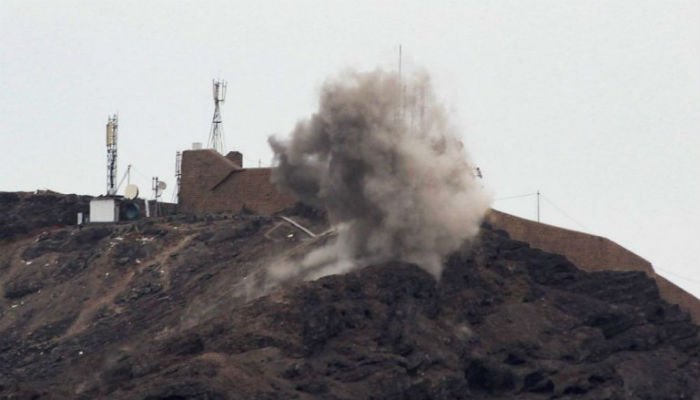 36 dead as tank battle rocks Yemen's 'coup-hit' Aden