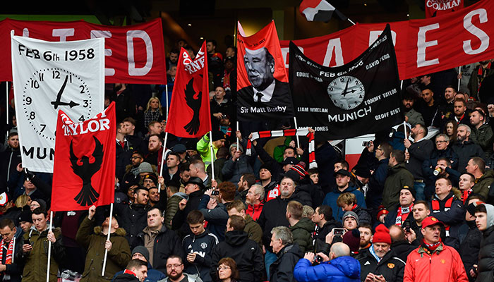 Man United pay respects to Munich victims 60 years on