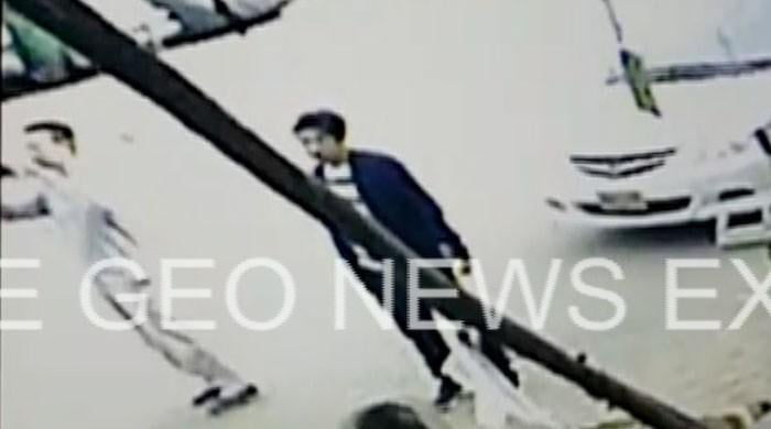 New CCTV video shows Chinese national taking pictures before death
