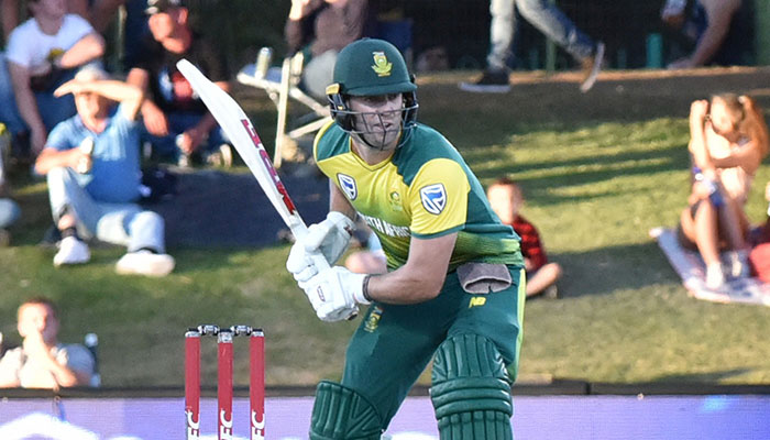 South Africa welcome De Villiers back into squad against India