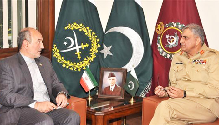 Iranian, Turkish envoys call on army chief 