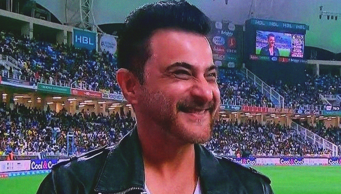 Sanjay Kapoor spotted supporting Peshawar Zalmi at PSL 3 opening ceremony