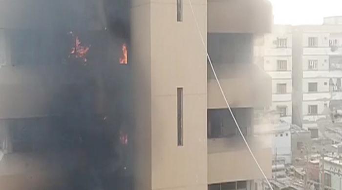 Fire breaks out at new Sindh Secretariat building