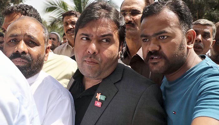 Axact’s Shoaib Sheikh escapes indictment once again