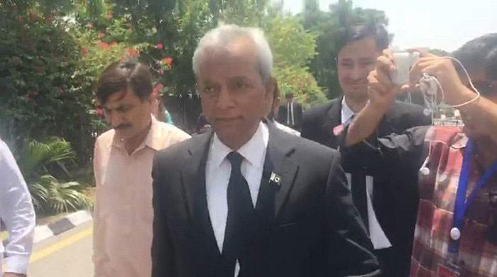SC issues another contempt of court notice to Nehal Hashmi