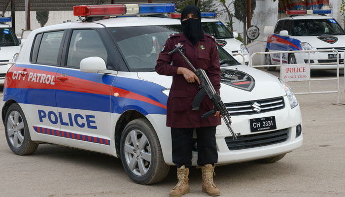 Women police officers bravely patrol roads in Peshawar