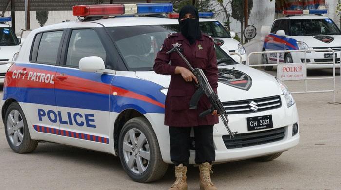 Women police officers bravely patrol roads in Peshawar