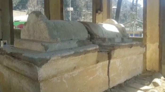 Royal graveyard in Dir lies in dilapidated condition