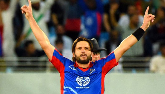 Shahid Afridi becomes first Pakistani to take 300 T20 wickets 
