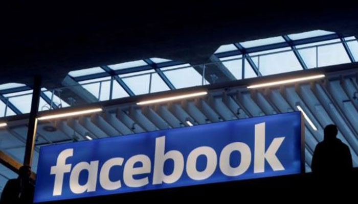 Facebook critics want regulation, investigation after data misuse