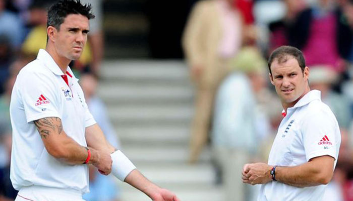 England's Strauss praises 'magnificent' Pietersen