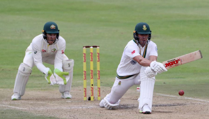 De Villiers drives South Africa on amid Bancroft scrutiny
