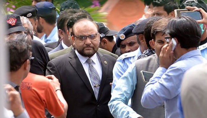 Nawaz's counsel seeks to record Avenfield proceedings over Wajid Zia's 'u-turns' 