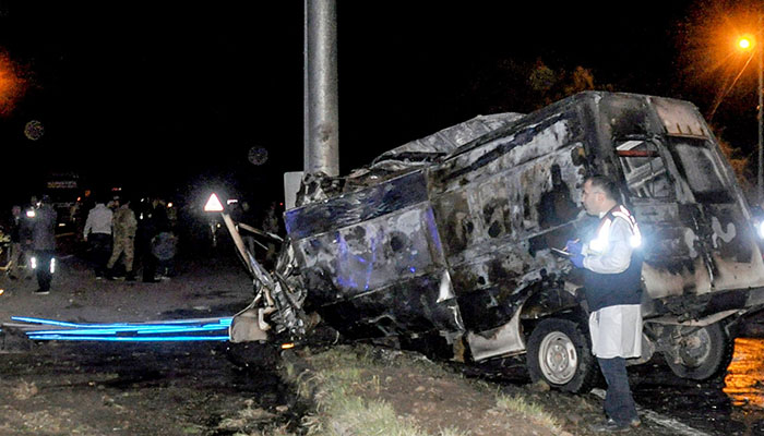Pakistanis among 17 illegal migrants killed in Turkey bus crash  