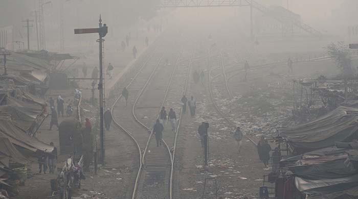 China Speed on a Pakistani expressway