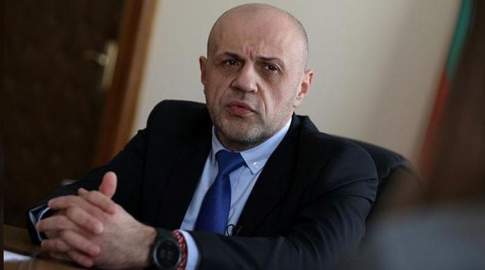 Old ties with Russia weigh on Bulgarian decision in spy poisoning case  Bulgaria's Deputy Prime Minister Tomislav Donchev speaks during an interview with Reuters in Sofia, Bulgaria March 29, 2018. REUTERS SOFIA: Bulgaria needs more time to decide whether to follow NATO and EU allies in expelling Russian diplomats over...