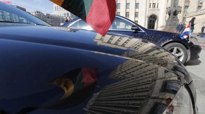 Russia, in spy rift riposte, expels 59 diplomats from 23 countries  The Russian foreign ministry building is reflected in an ambassadors' car in Moscow, Russia March 30, 2018. Photo: REUTERS MOSCOW:  Russia expelled 59 diplomats from 23 countries on Friday and said it reserved the right to take action against...