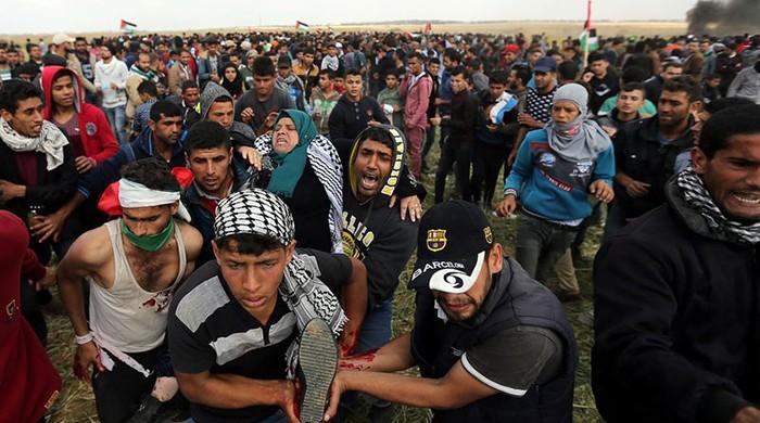 Israeli forces martyr 16 Palestinians in Gaza border protests  [embed_video1 url=https://ift.tt/2GlOzAM...