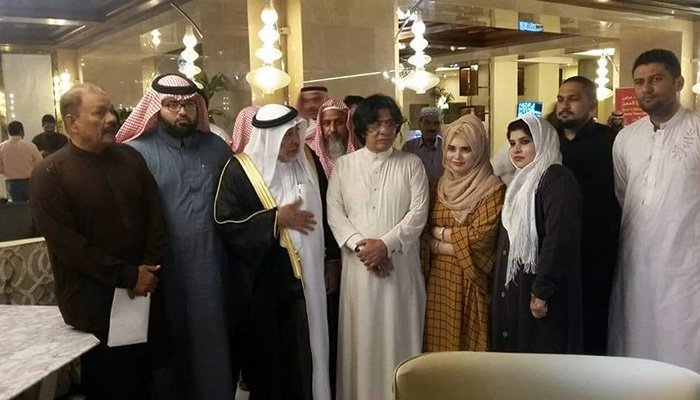 MQM's Rauf Siddiqui ties the knot in Makkah