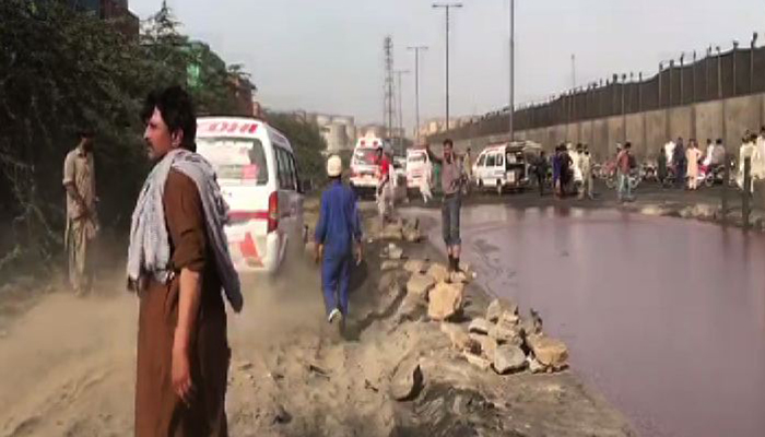 Explosion in Karachi leaves two dead, six injured 
