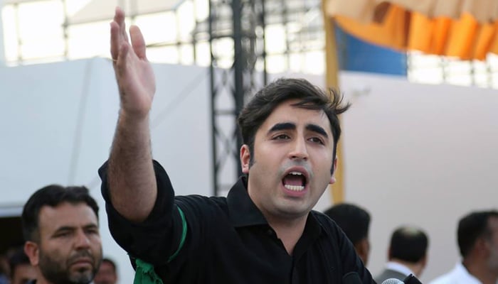 Fate of politicians should be decided by people of Pakistan: Bilawal