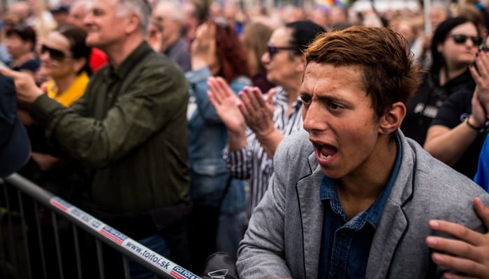 Slovaks rally demanding police chief ouster