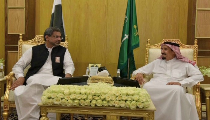 PM Abbasi, Saudi king discuss security, regional issues in Dammam 