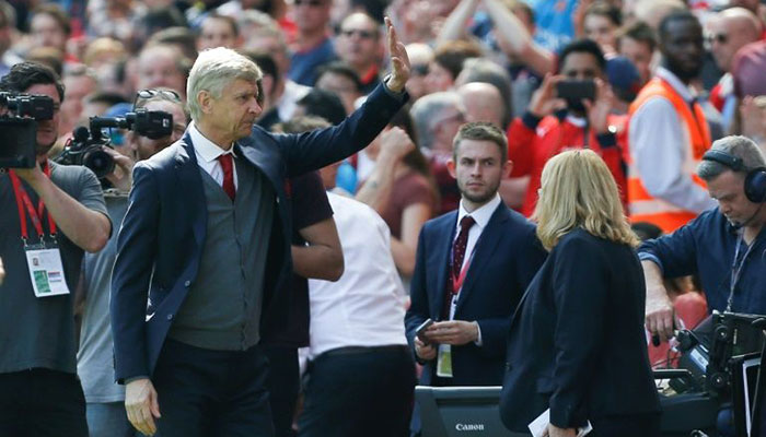 Wenger farewell fails to fill the Emirates