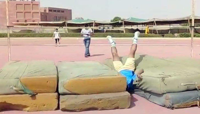 Sports minister takes action over Sindh Games’ mattress controversy