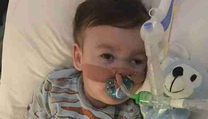 Parents of terminally ill UK toddler launch new legal bid