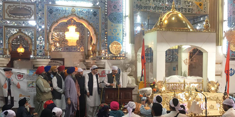 In a first, district admin organises open court in Peshawar’s gurdwara 