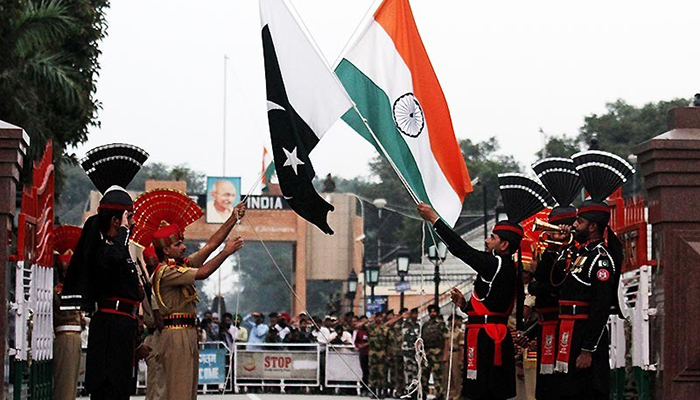 Pakistan sends back Indian man who inadvertently crossed border