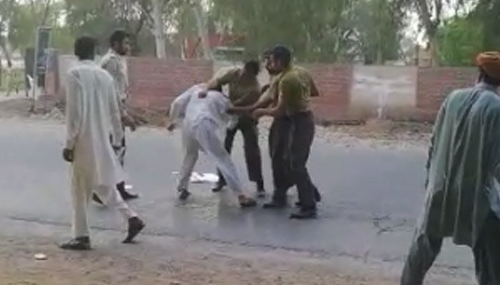 Five police personnel suspended for manhandling citizen in Multan