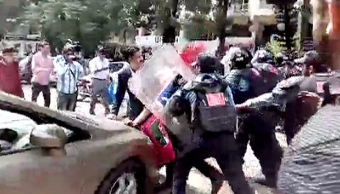 Islamabad Police, journalists clash at World Press Freedom Day rally