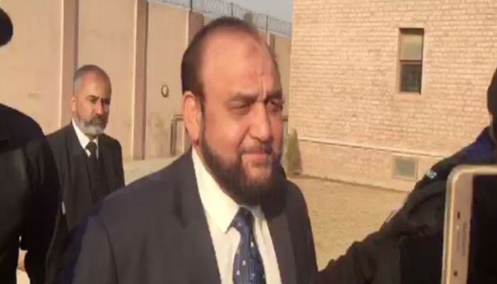 Wajid Zia resumes recording statement in Al Azizia case against Nawaz