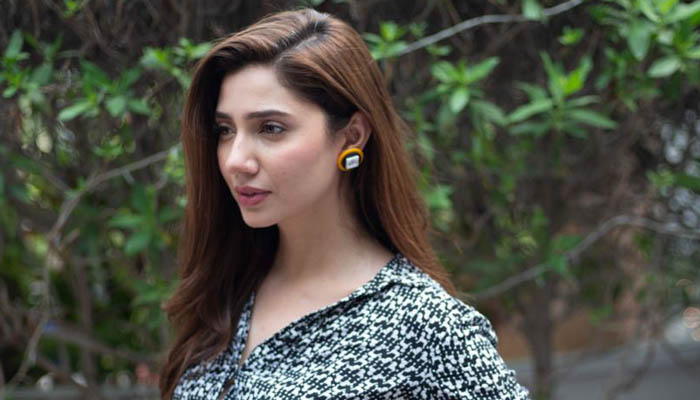 French Embassy wishes luck to Mahira for representing Pakistan at Cannes 