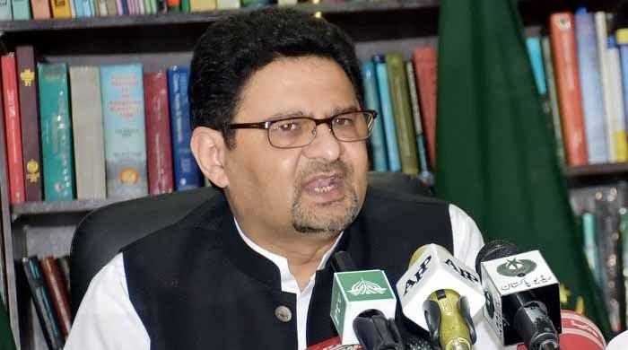 Ban on purchasing new vehicles for non-filers will not be withdrawn: Miftah Ismail