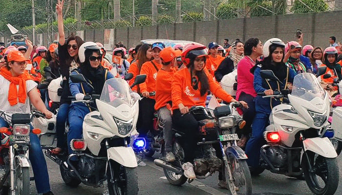 'Women on Wheels' surprise Lahore in move for independence, mobility