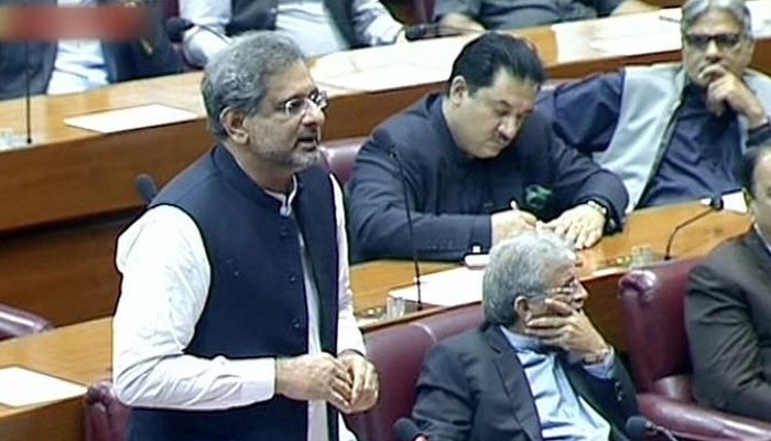 Fawad Chaudhry criticises PM Abbasi, calls for another NSC meeting