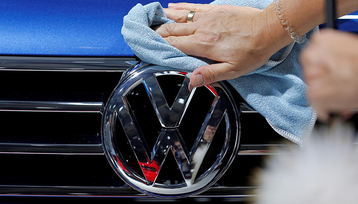 Volkswagen's biggest brand to by-pass Paris auto show