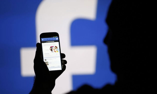 Facebook sinking fast among US teens: survey